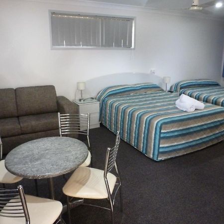 Aspley Carsel Motor Inn Бризбейн Екстериор снимка